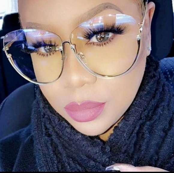 Accessories - Oversized clear lens glasses